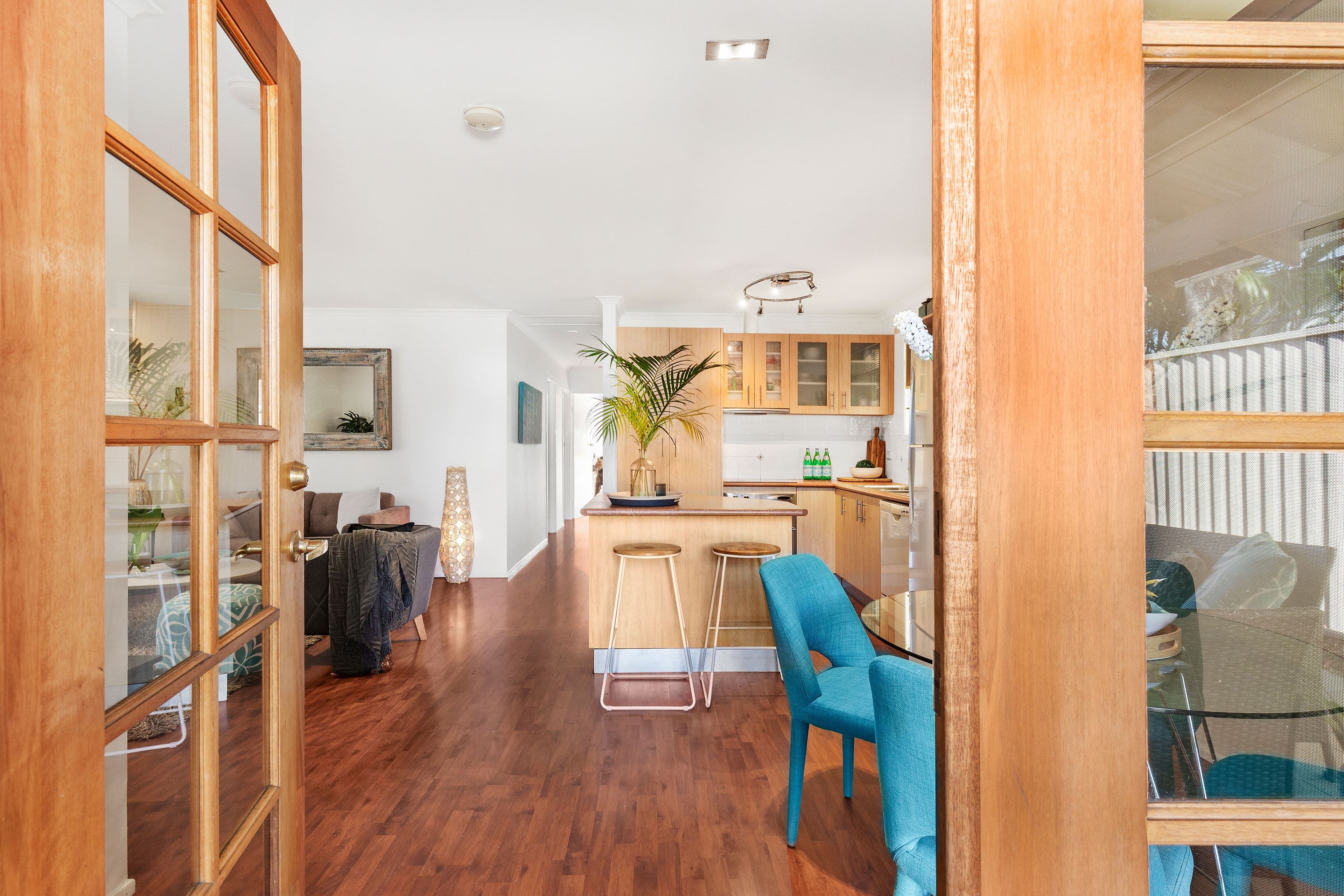 37 Pacific Avenue, Miami QLD 4220, Miami - Thumbnail 2