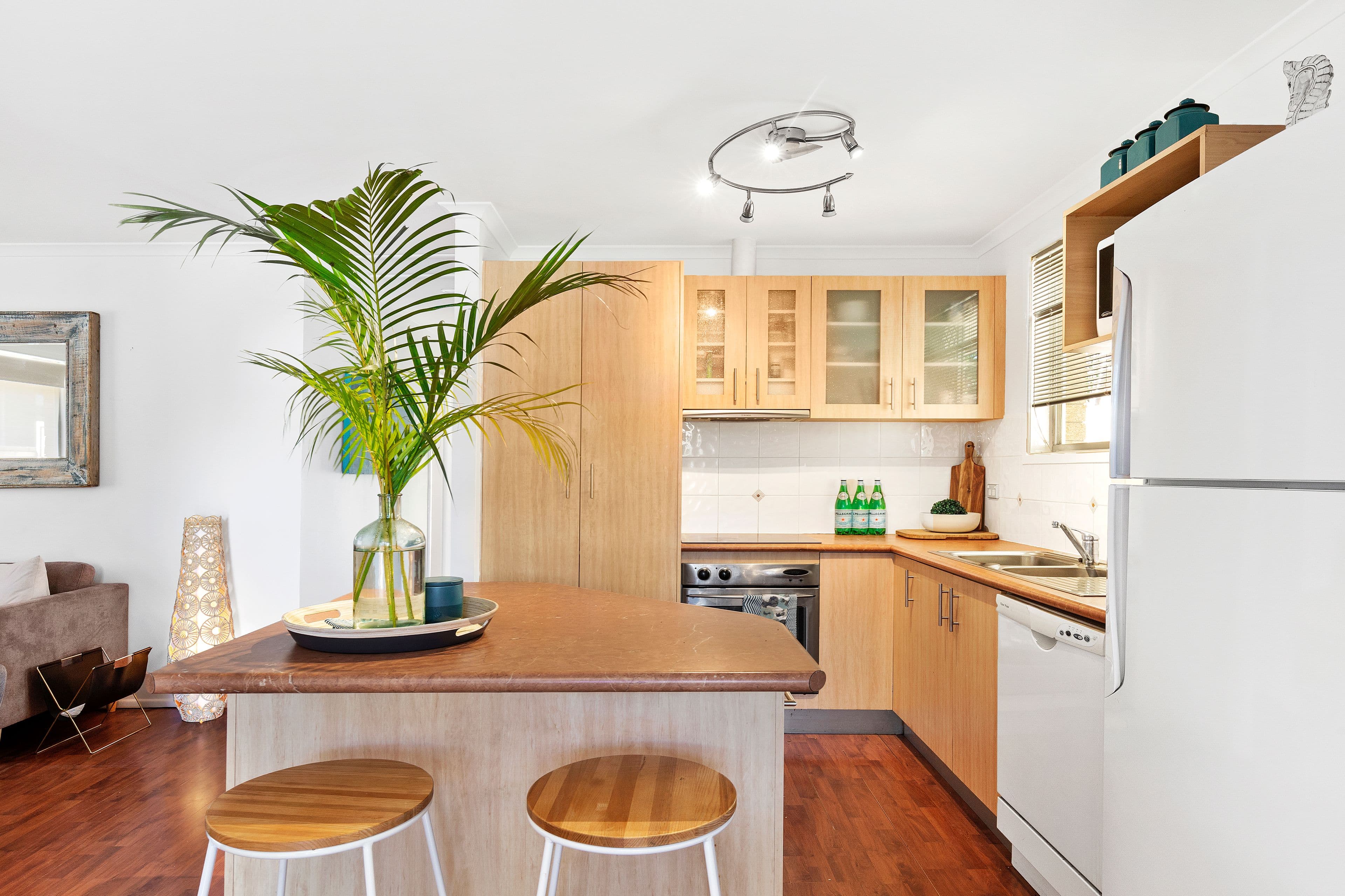 37 Pacific Avenue, Miami QLD 4220, Miami - Thumbnail 3