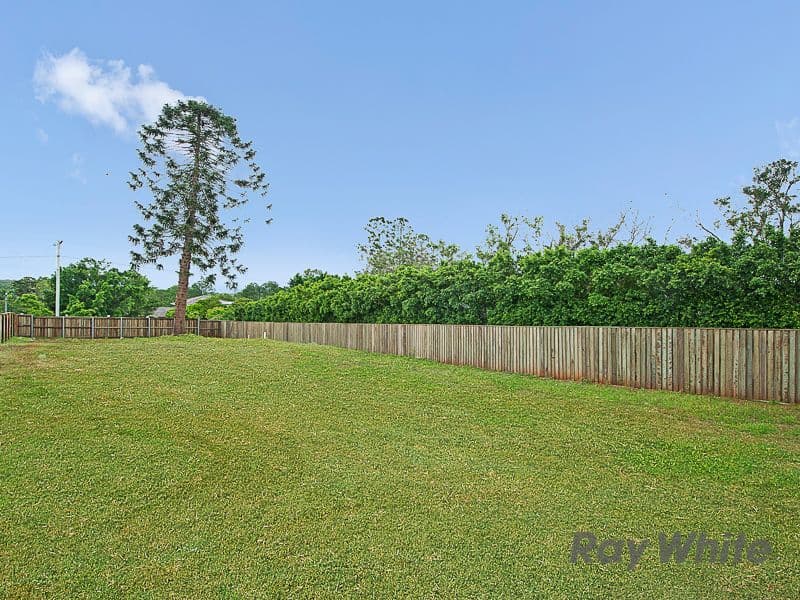 4 Vista Street, Bridgeman Downs QLD 4035, Bridgeman Downs - Thumbnail 4