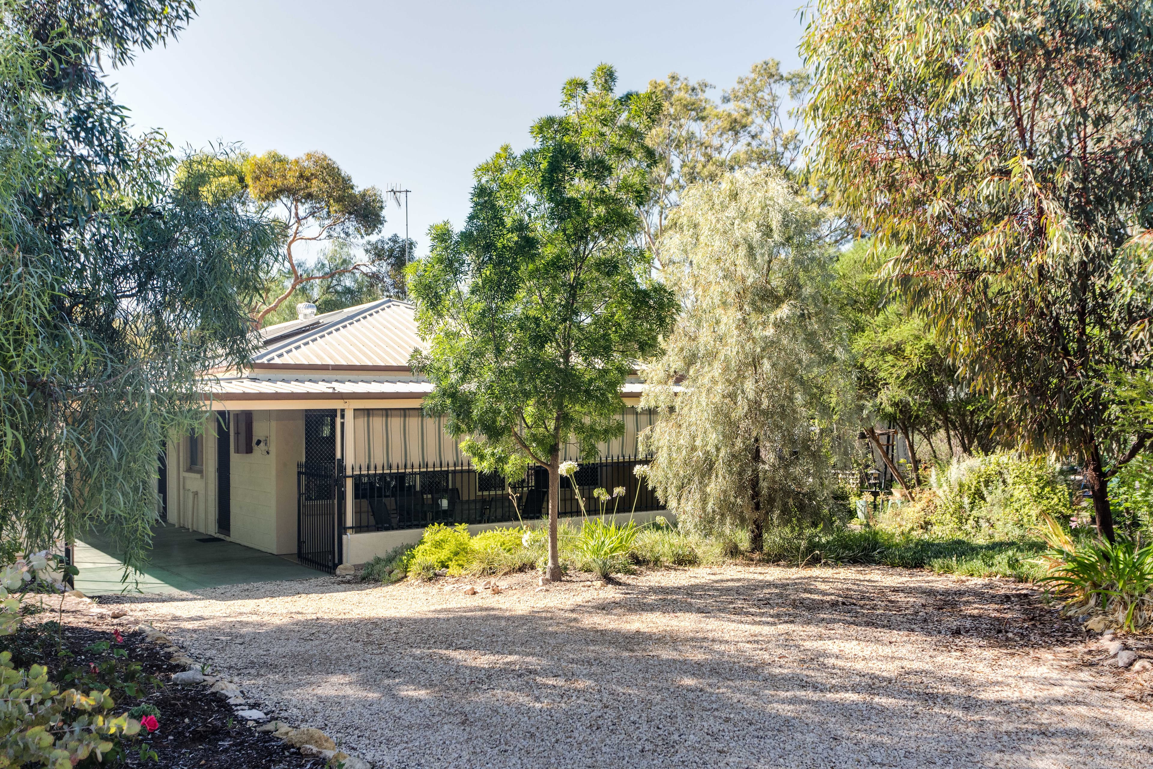 7 Queen Elizabeth Drive, Barmera SA 5345, Barmera - Thumbnail 2
