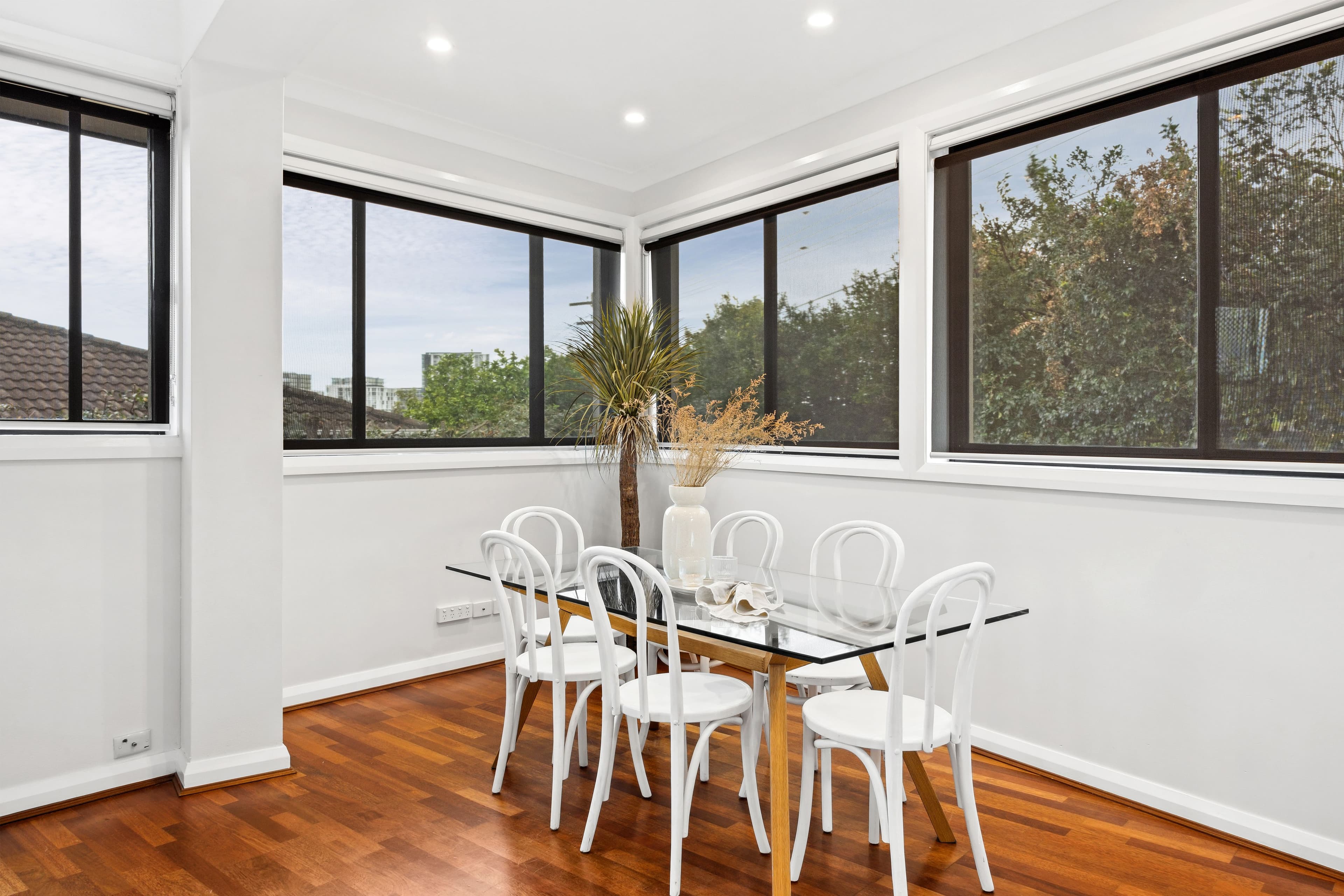 1A Undercliffe Lane, Earlwood NSW 2206, Earlwood - Thumbnail 3