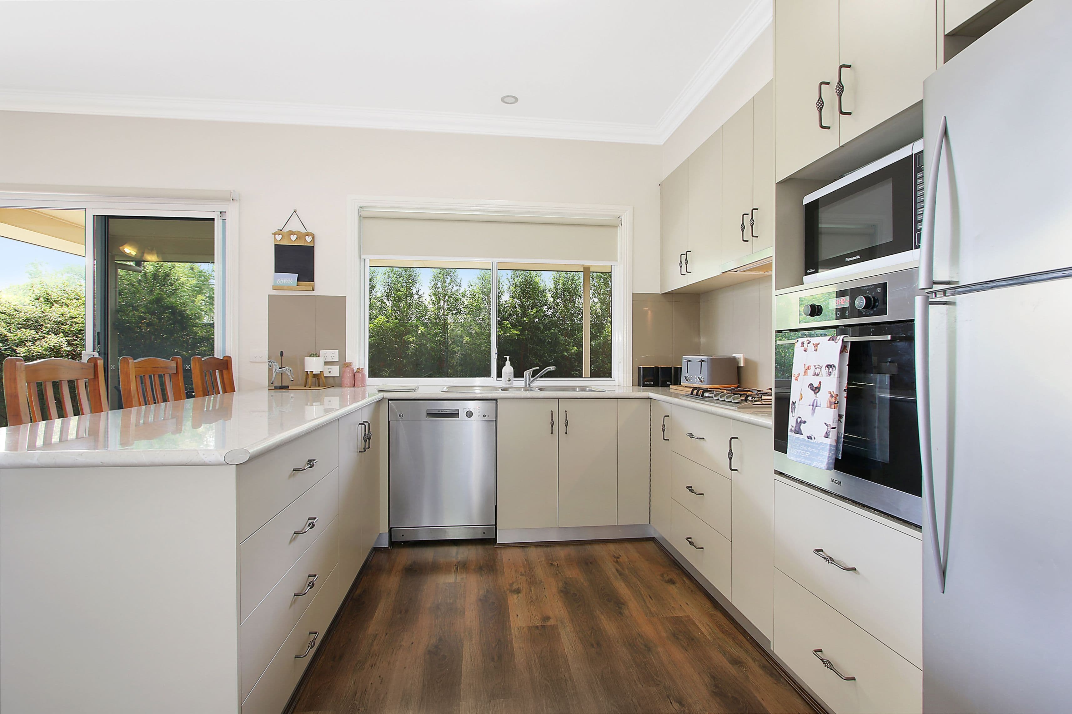 43 Pell Street, Howlong NSW 2643, Howlong - Thumbnail 3