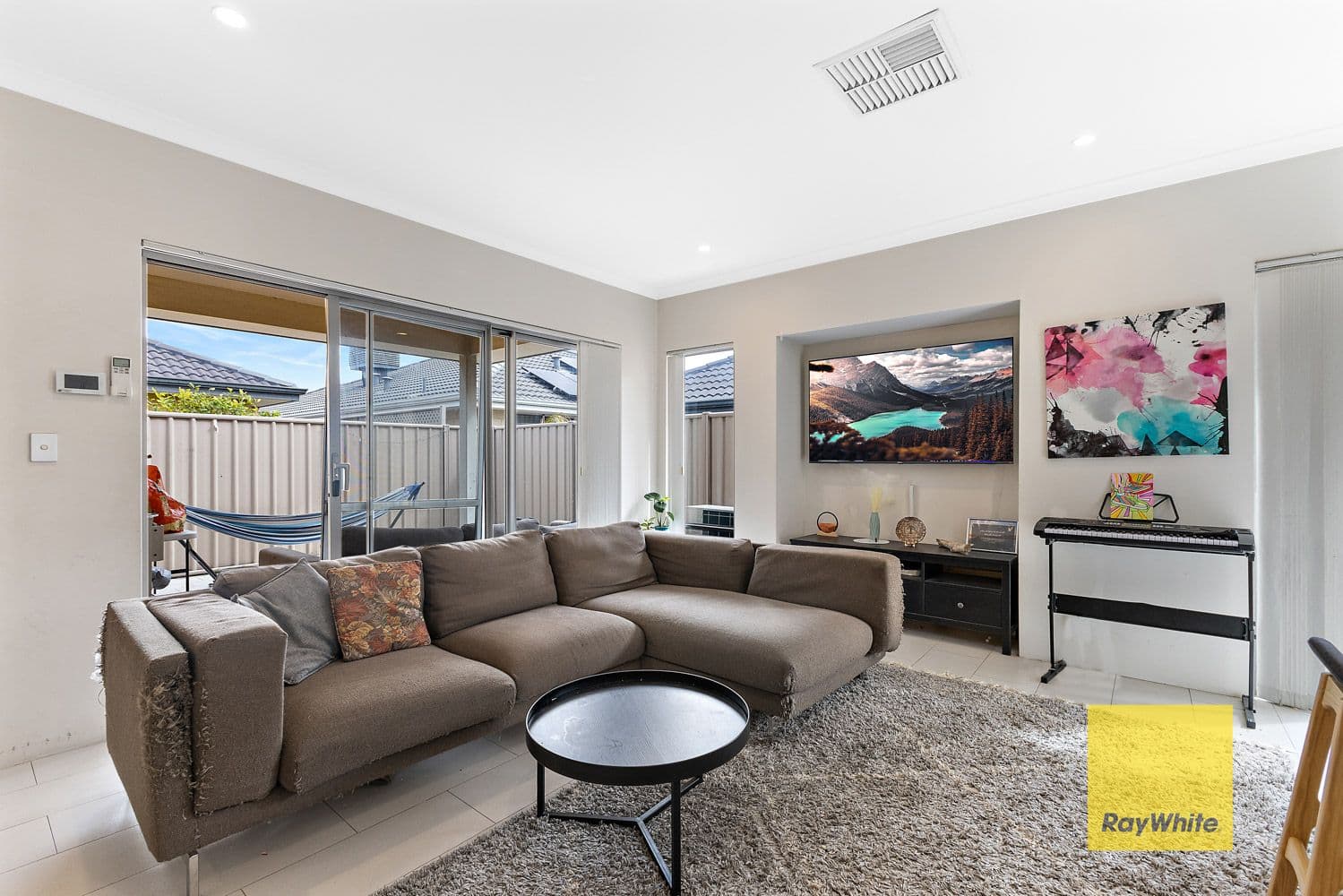 47 Murdoch Road, Thornlie WA 6108, Thornlie - Thumbnail 3