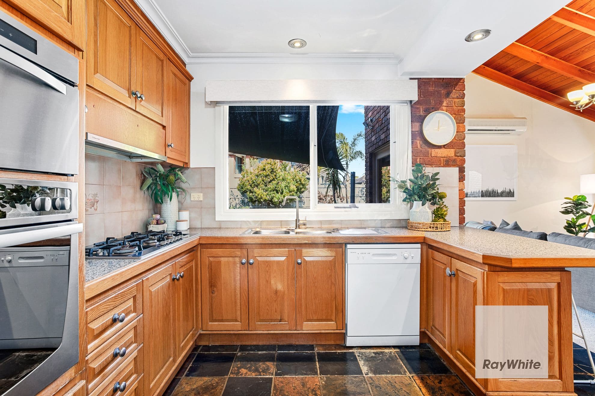 7 Barbary Crescent, Taylors Lakes VIC 3038, Taylors Lakes - Thumbnail 7