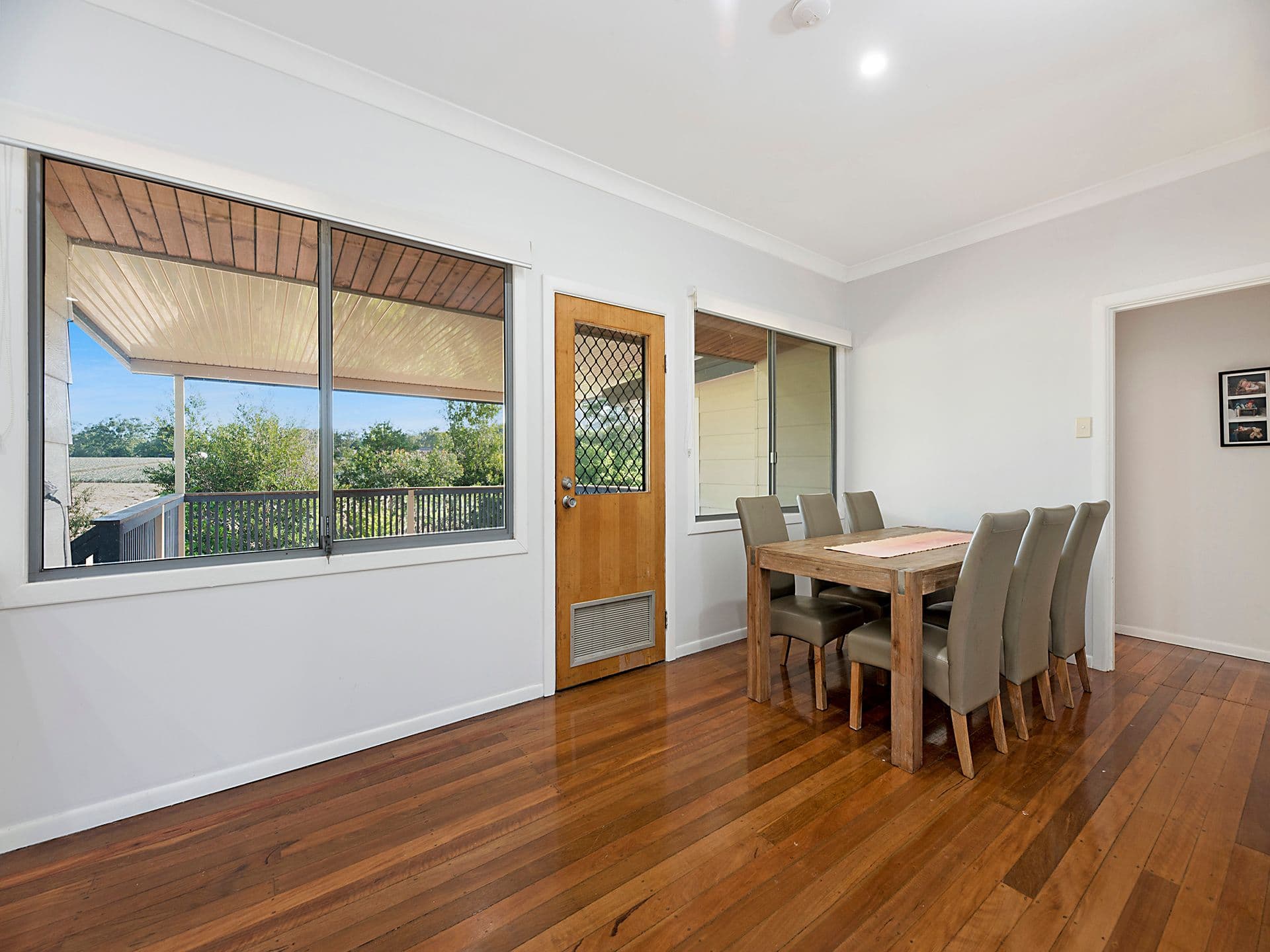 22 Bowen Road, Glass House Mountains QLD 4518, Glass House Mountains - Thumbnail 5