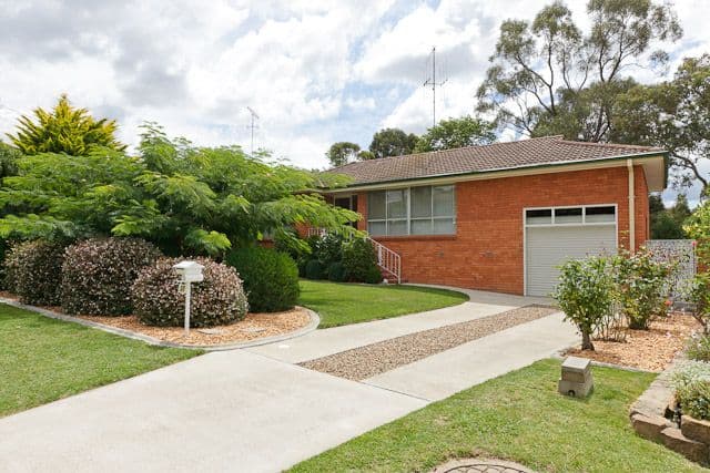 37 Early Street, QUEANBEYAN NSW 2620, Queanbeyan - Thumbnail 3