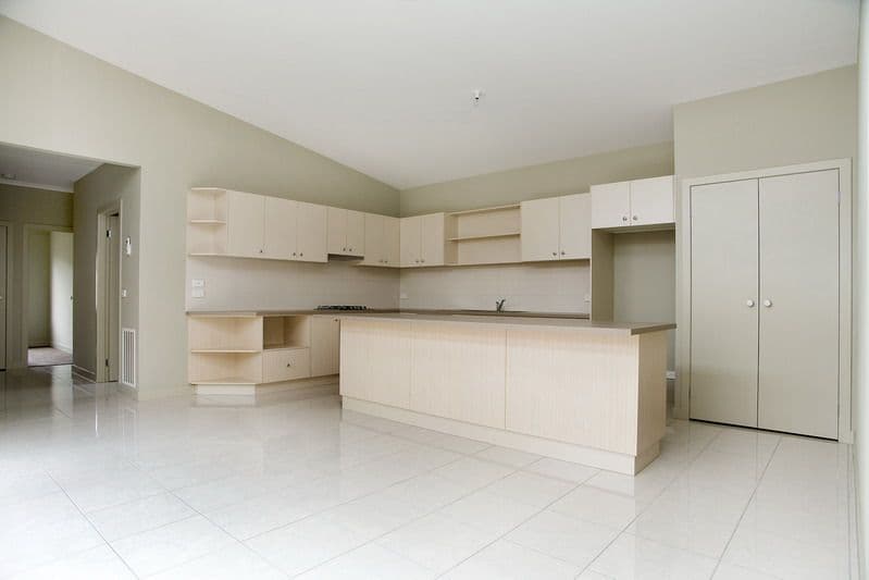 8 Shields Street, EPPING VIC 3076, Epping - Thumbnail 2
