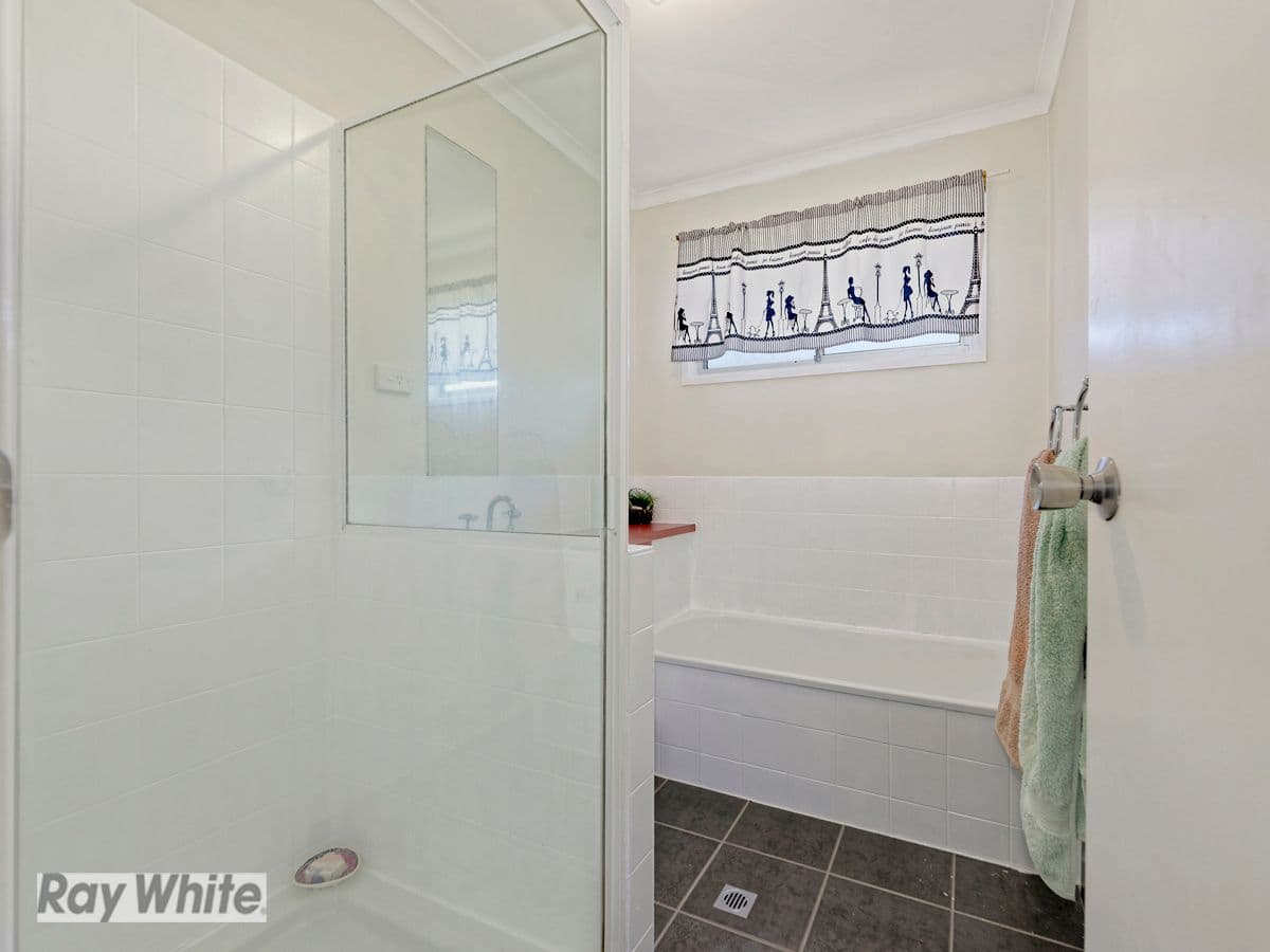 16 Eveshan Road, Deception Bay QLD 4508, Deception Bay - Thumbnail 8