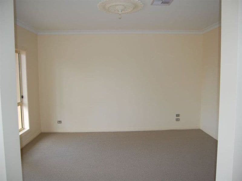 1 McConnal Road, STIRLING NORTH SA 5710, Stirling North - Thumbnail 5