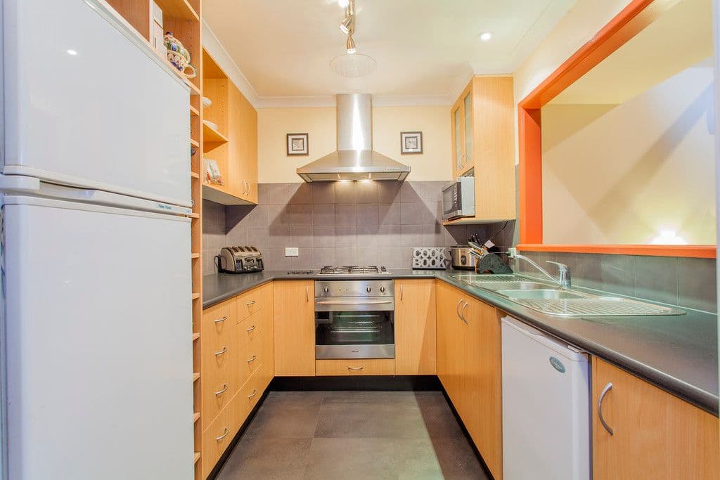 51 Corinella Street, BELL POST HILL VIC 3215, Bell Post Hill - Thumbnail 6