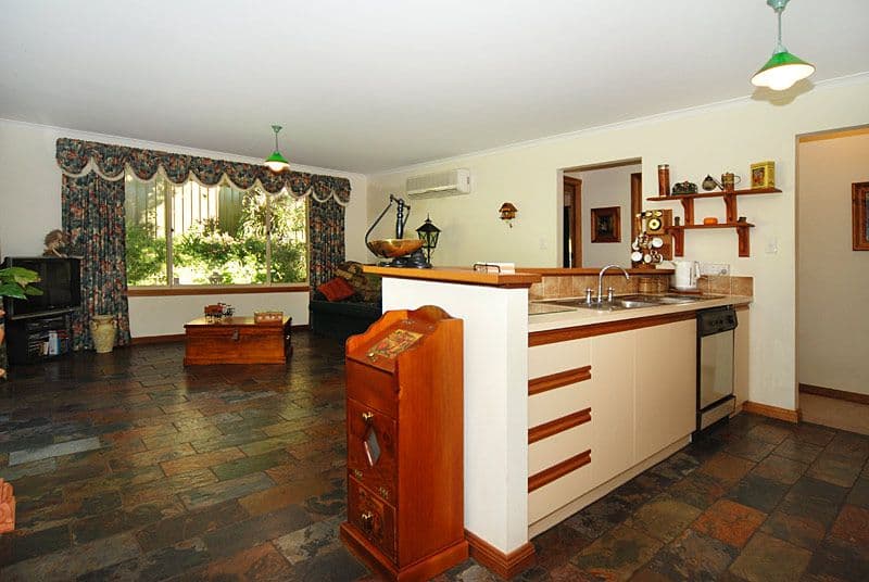 6 Dunalbyn Drive, ABERFOYLE PARK SA 5159, Aberfoyle Park - Thumbnail 4