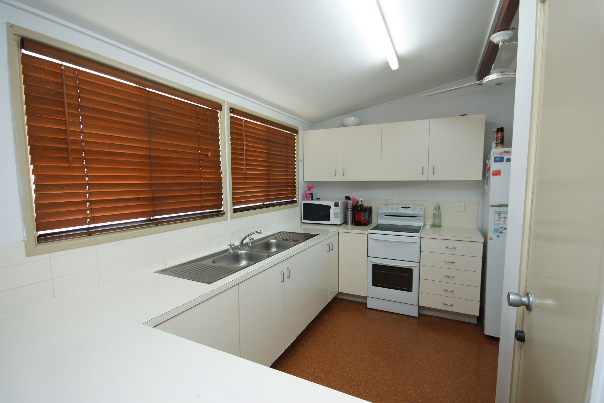 120 First Street, Home Hill QLD 4806, Home Hill - Thumbnail 2