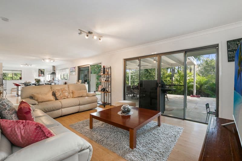 32 Aurora Crescent, Kenmore QLD 4069, Kenmore - Thumbnail 6
