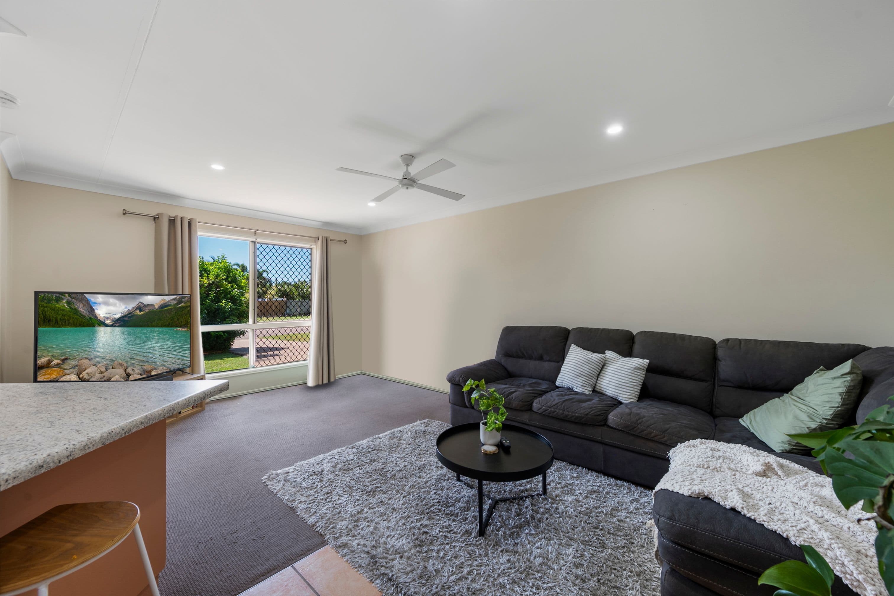 4 Heather Avenue, Rasmussen QLD 4815, Rasmussen - Thumbnail 2