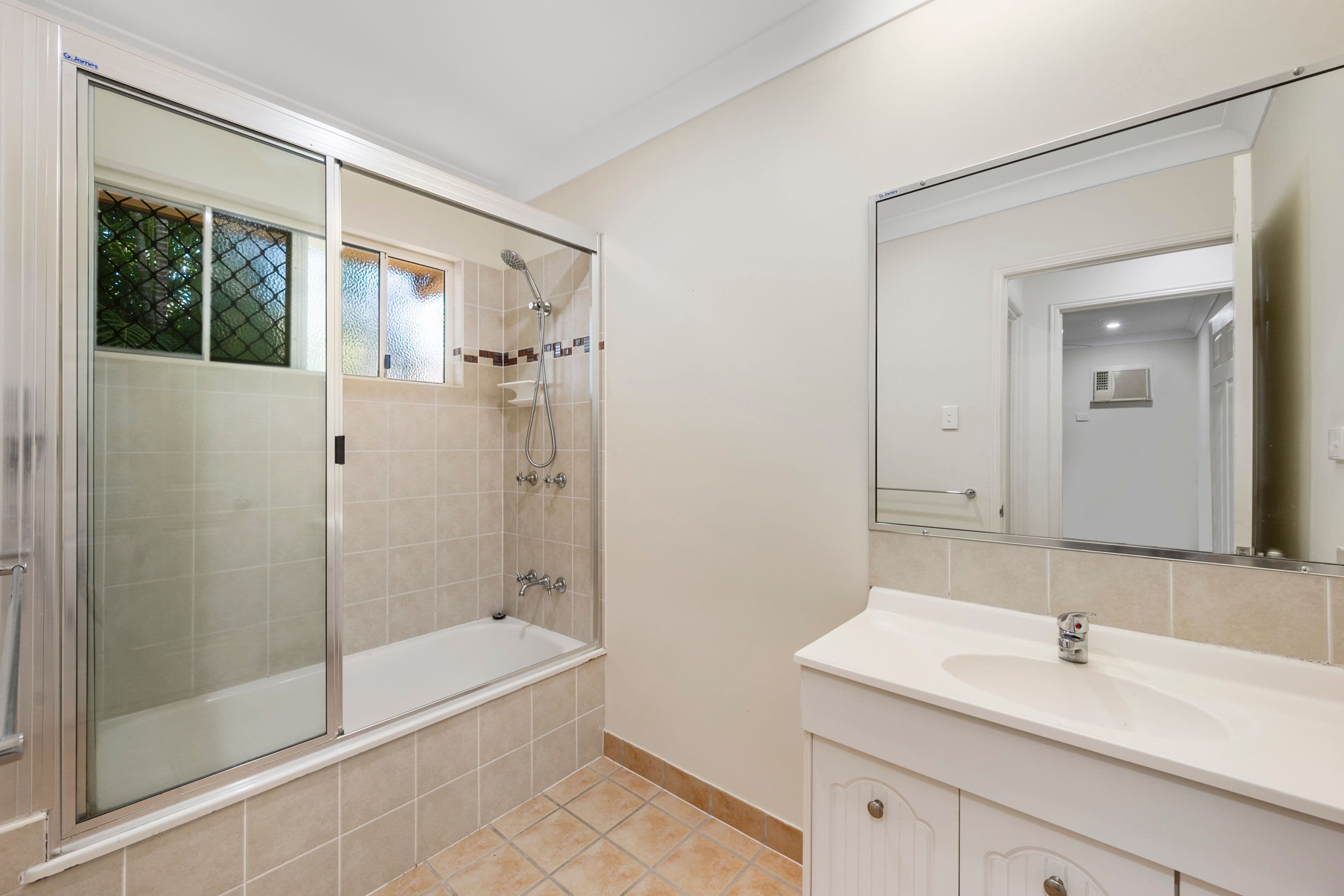 4 Heather Avenue, Rasmussen QLD 4815, Rasmussen - Thumbnail 8