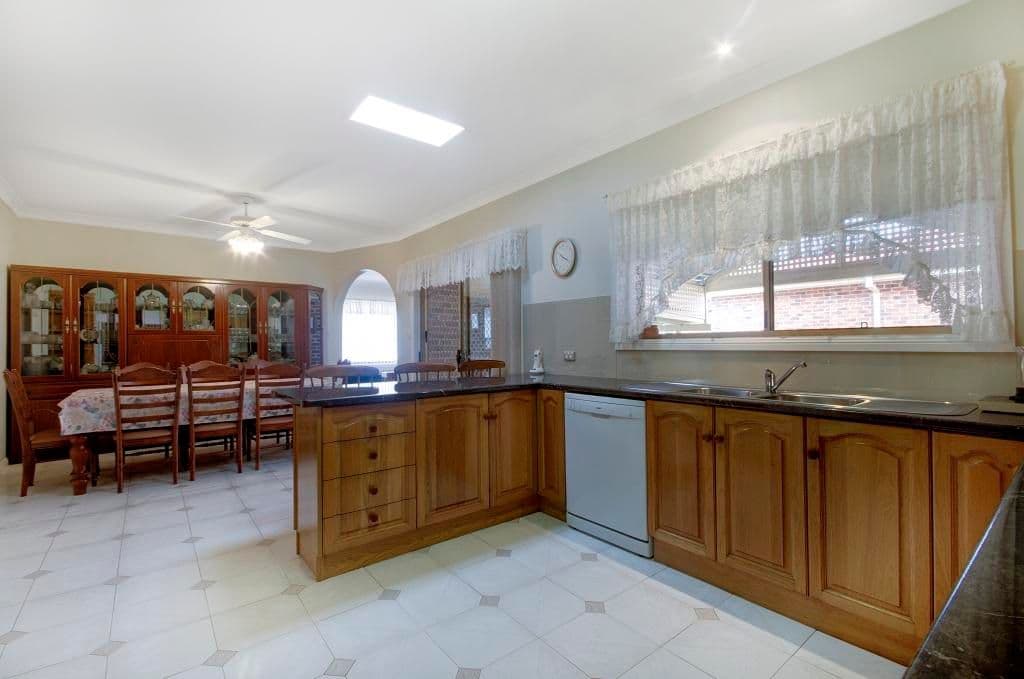 27 Hutchinson Drive, BALGOWNIE NSW 2519, Balgownie - Thumbnail 3