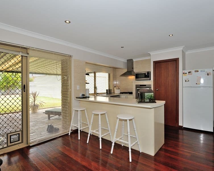 69 Wooramel Way, COOLOONGUP WA 6168, Cooloongup - Thumbnail 2