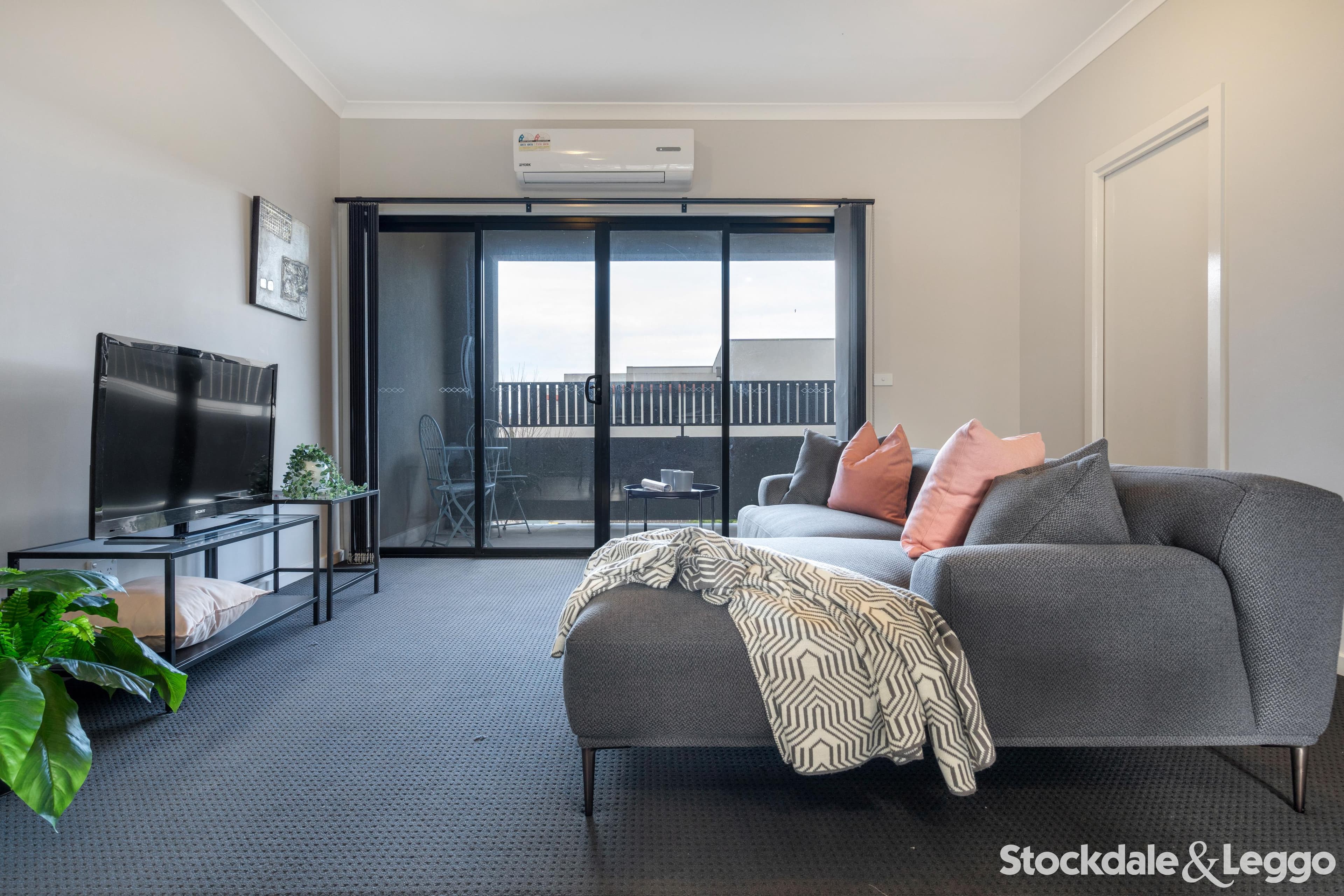 114/1-15 Beddison Road, Craigieburn VIC, Craigieburn - Thumbnail 2