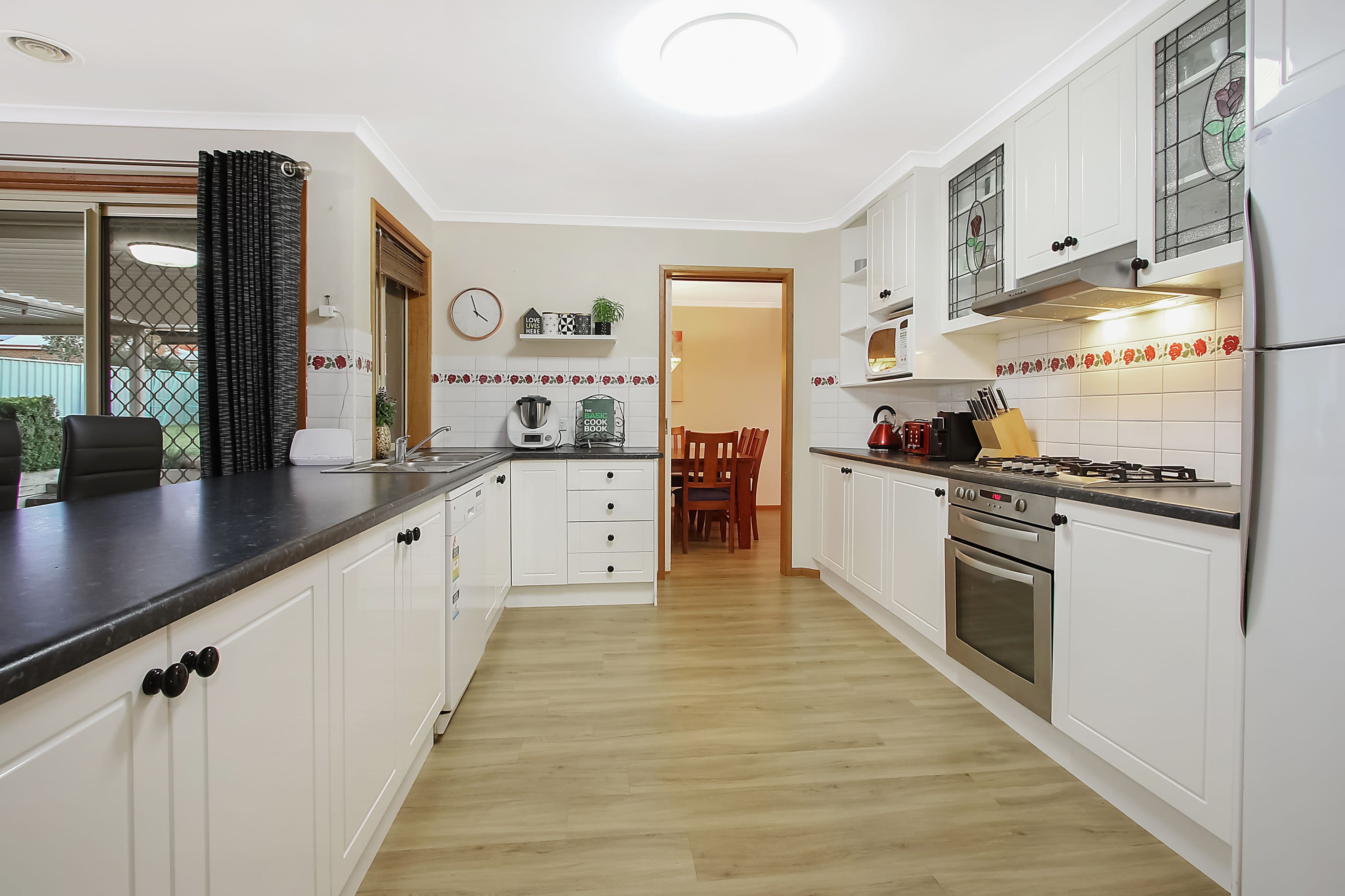 26 Peacock Avenue, West Wodonga VIC 3690, West Wodonga - Thumbnail 4