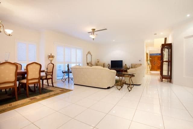 6154 Bolsena Circuit, HOPE ISLAND QLD 4212, Hope Island - Thumbnail 4