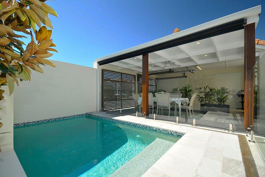 24 Cronulla Avenue, Mermaid Beach QLD 4218, Mermaid Beach - Thumbnail 2