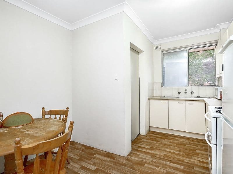 10/39 The Crescent, Homebush - Thumbnail 2
