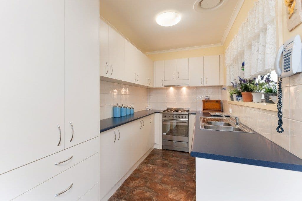 1 Canadian Court, MEADOW HEIGHTS VIC 3048, Meadow Heights - Thumbnail 3