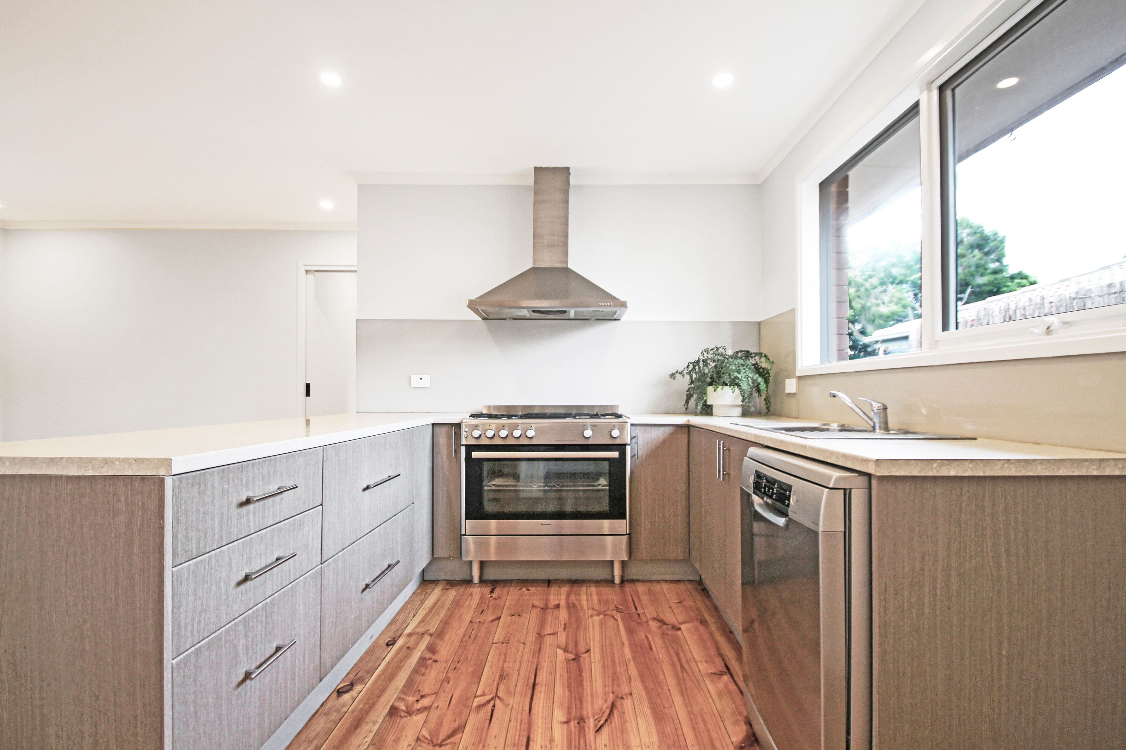 10 Warrawee Circuit, Frankston VIC 3199, Frankston - Thumbnail 6