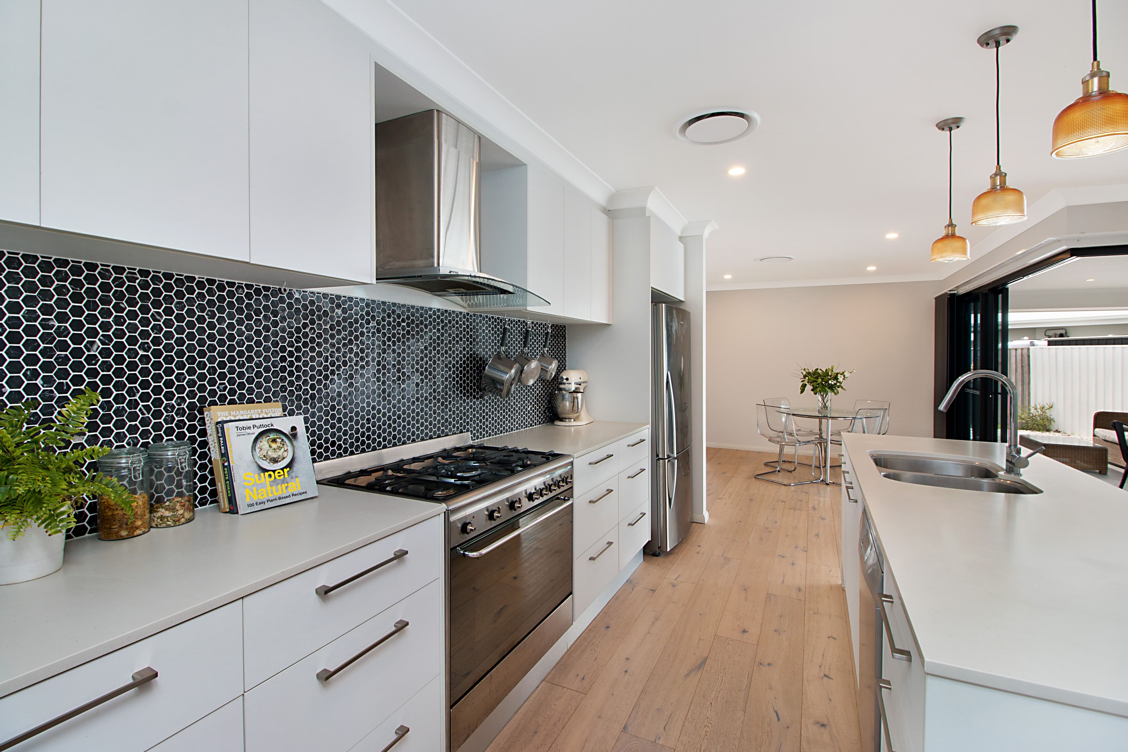 3 Callistemon Avenue, Casuarina - Thumbnail 2
