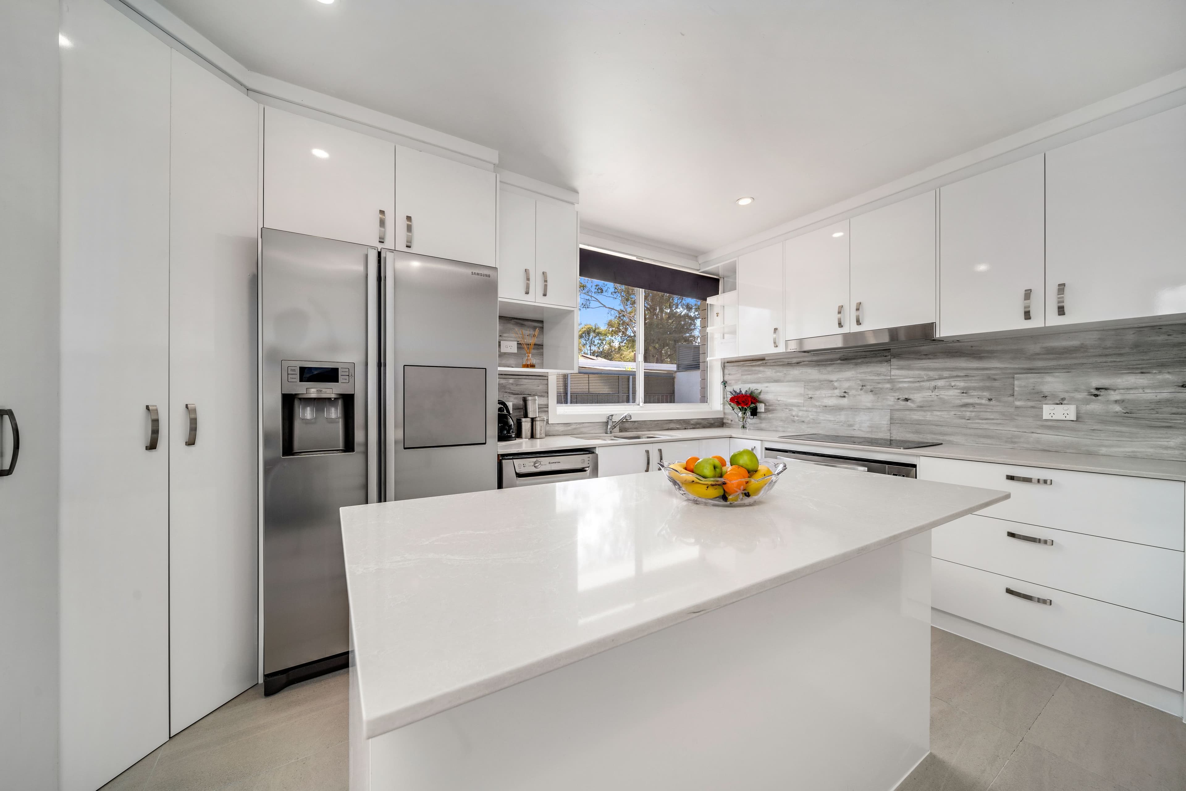 6 Steinfeld Court, Wanniassa ACT 2903, Wanniassa - Thumbnail 2