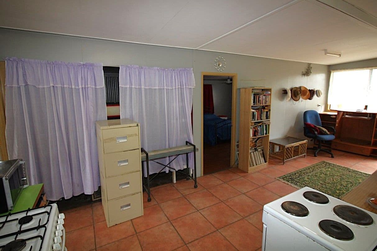 28 Mill Street, Pentland QLD 4816, Pentland - Thumbnail 5