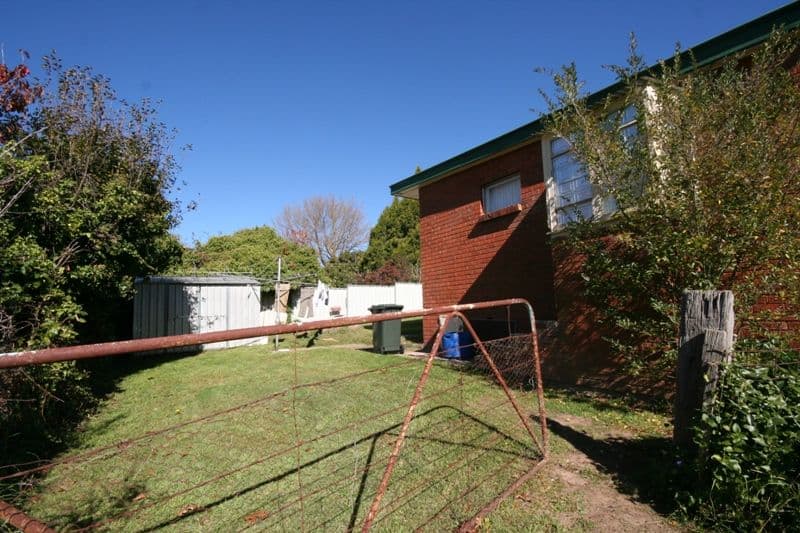 23 Fleming Street, OBERON NSW 2787, Oberon - Thumbnail 3