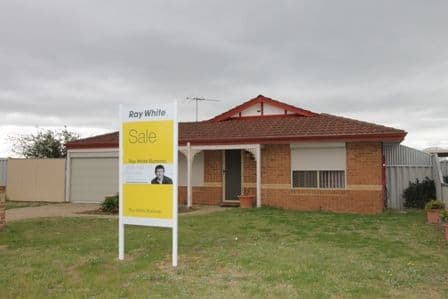 104 Hamelin Drive, BALLAJURA WA 6066, Ballajura - Thumbnail 2