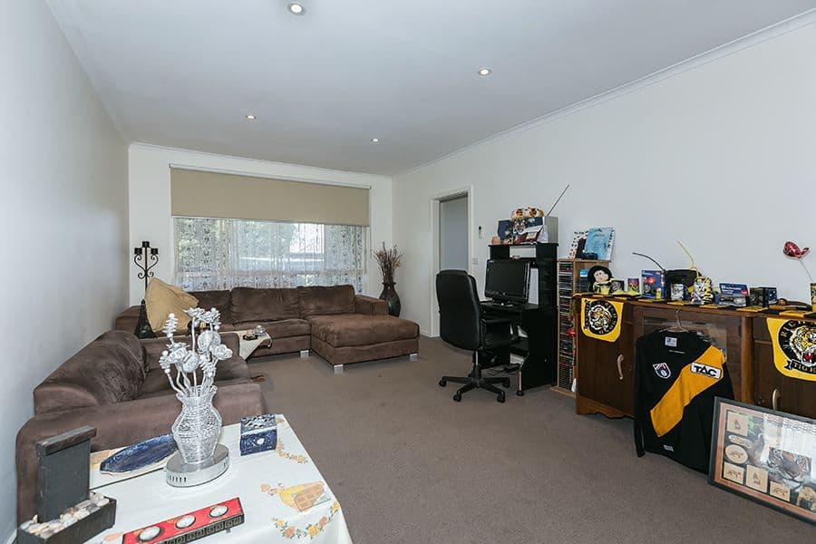 60 O'Neills Road, MELTON VIC 3337, Melton - Thumbnail 5