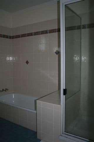 122 Northern Road, ROMA QLD 4455, Roma - Thumbnail 3