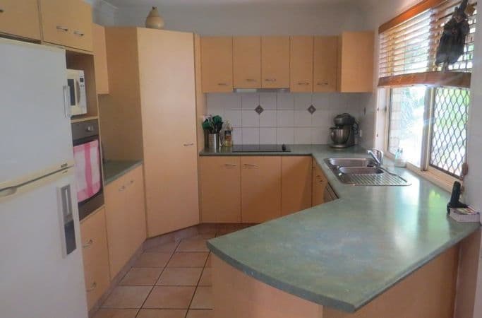 19 Matzia Avenue, PACIFIC PINES QLD 4211, Pacific Pines - Thumbnail 3