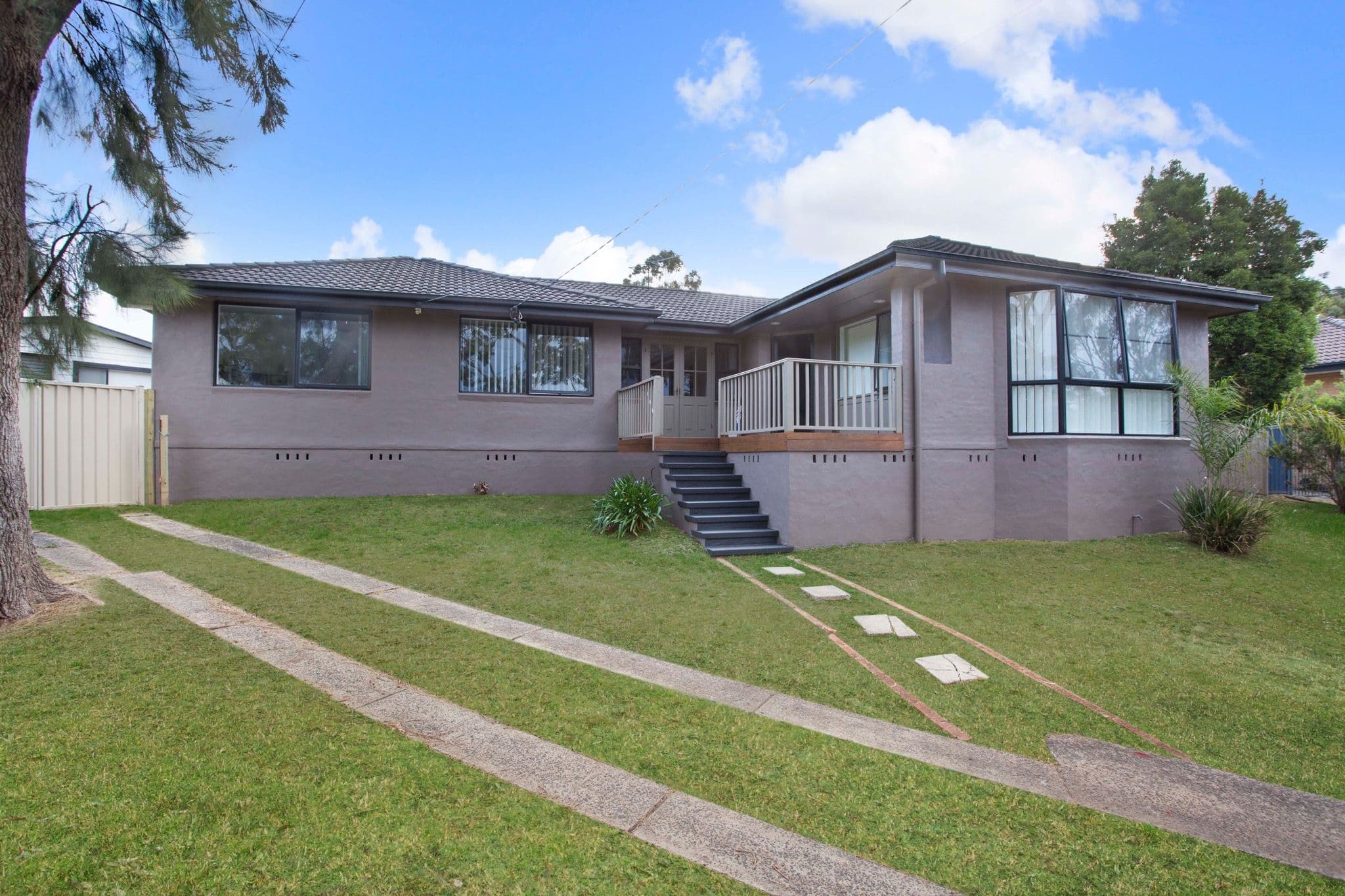 7 Banks Close, Bateau Bay - Image 1
