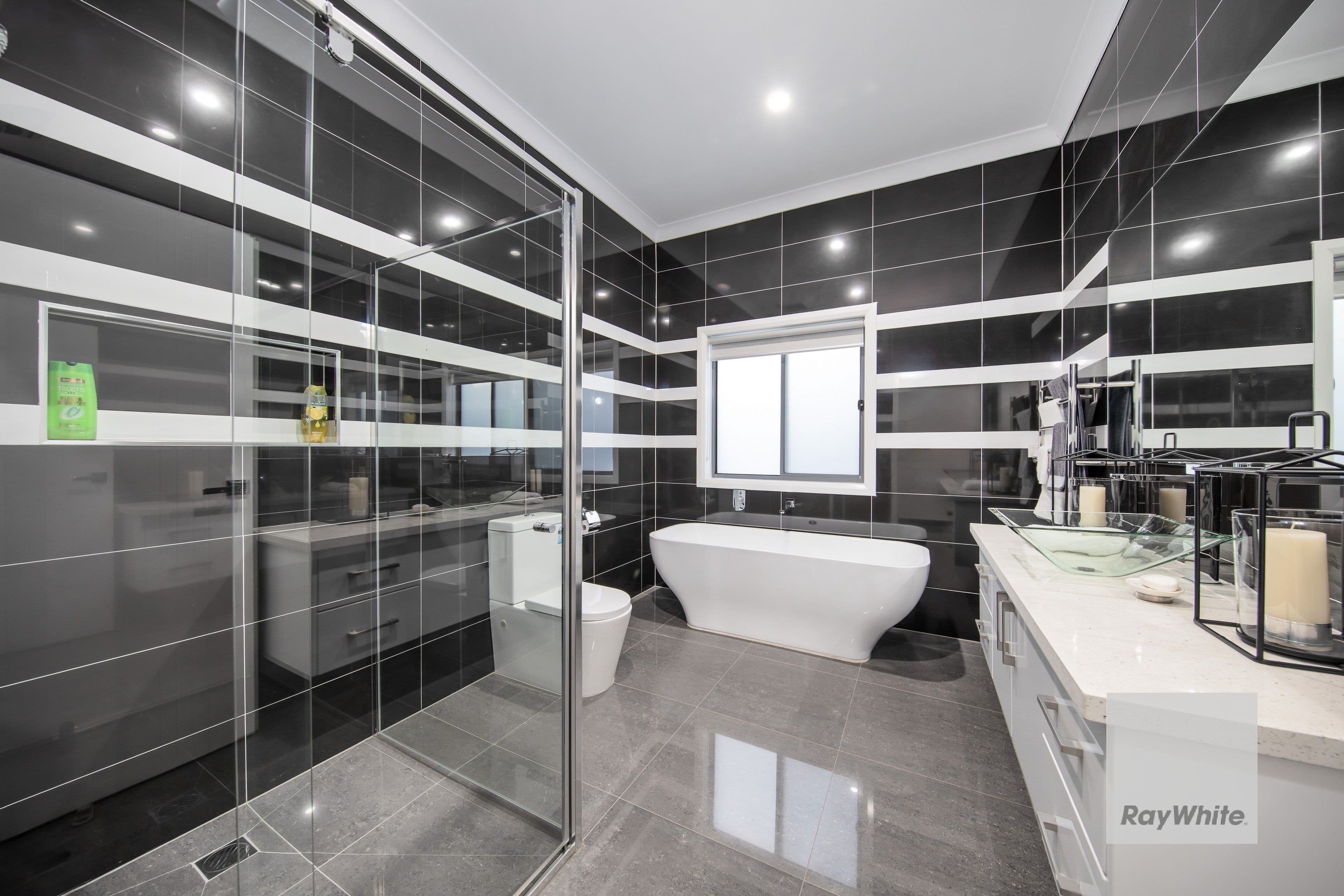 1 Burnett Close, Taylors Hill VIC 3037, Taylors Hill - Thumbnail 7