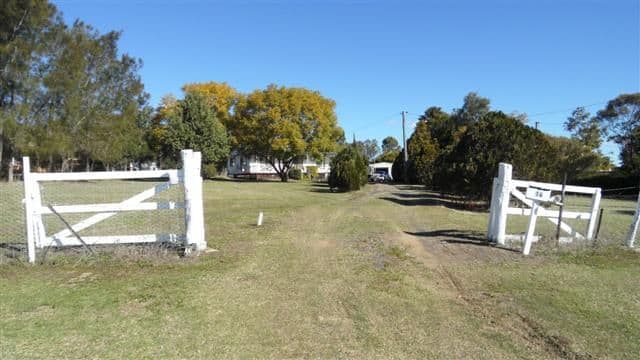 14 Kingsthorpe-Glencoe Road, KINGSTHORPE QLD 4400, Kingsthorpe - Thumbnail 3