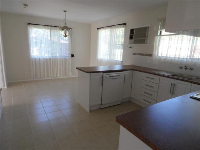 14 Kingsthorpe-Glencoe Road, KINGSTHORPE QLD 4400, Kingsthorpe - Thumbnail 6