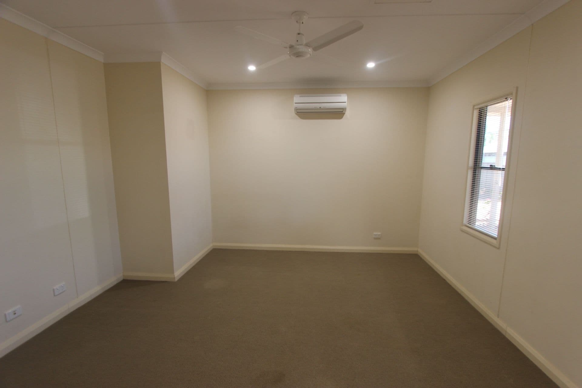 4 Plumegrass Way, Nickol WA 6714, Nickol - Thumbnail 6