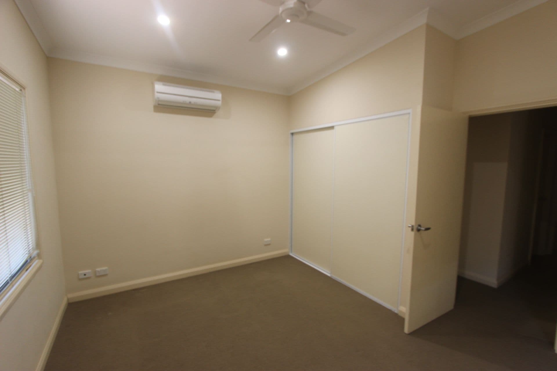 4 Plumegrass Way, Nickol WA 6714, Nickol - Thumbnail 7