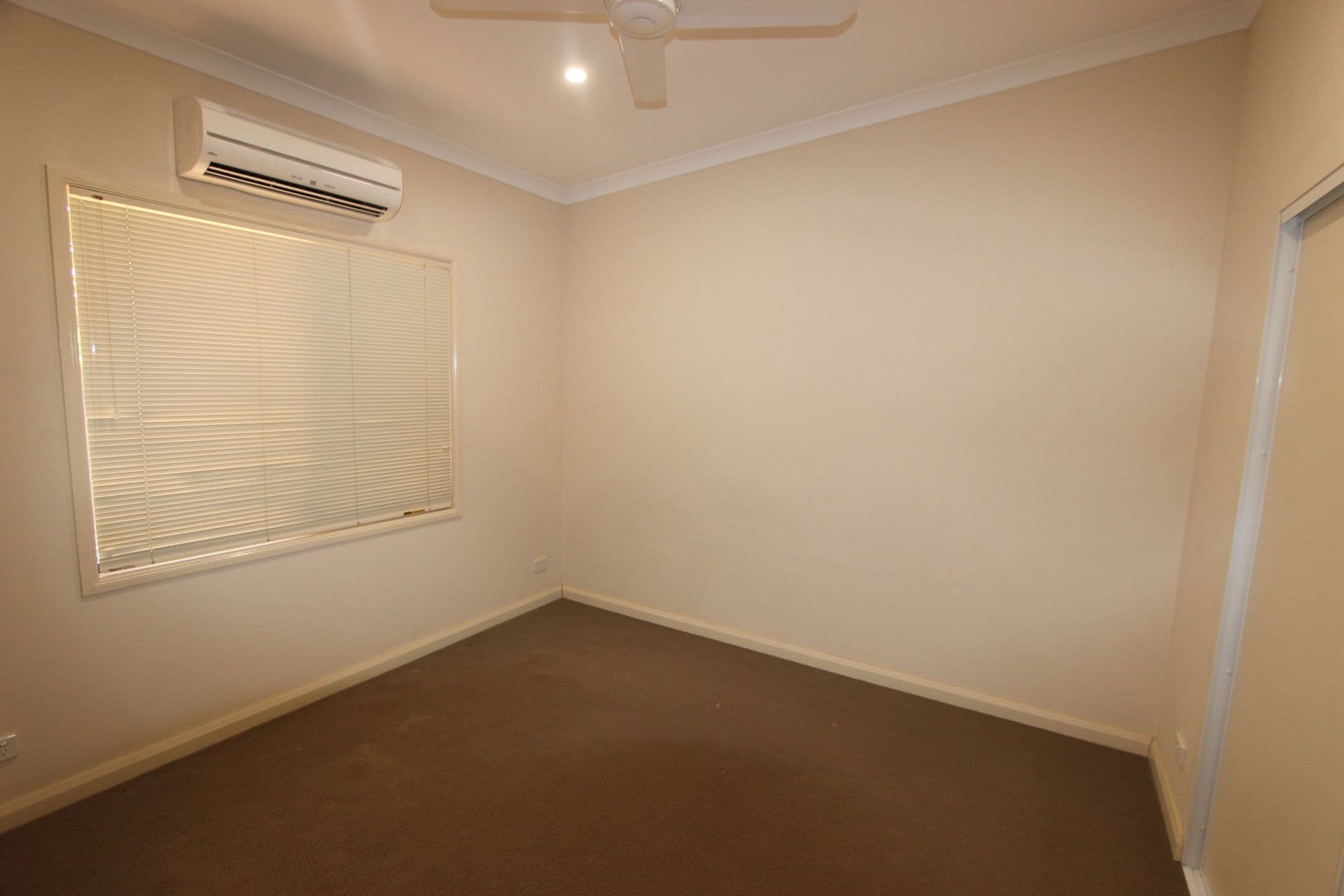 4 Plumegrass Way, Nickol WA 6714, Nickol - Thumbnail 8