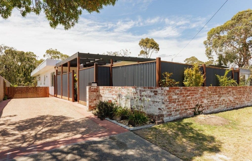 33 Rose Avenue, Cowes VIC 3922, Cowes - Thumbnail 3