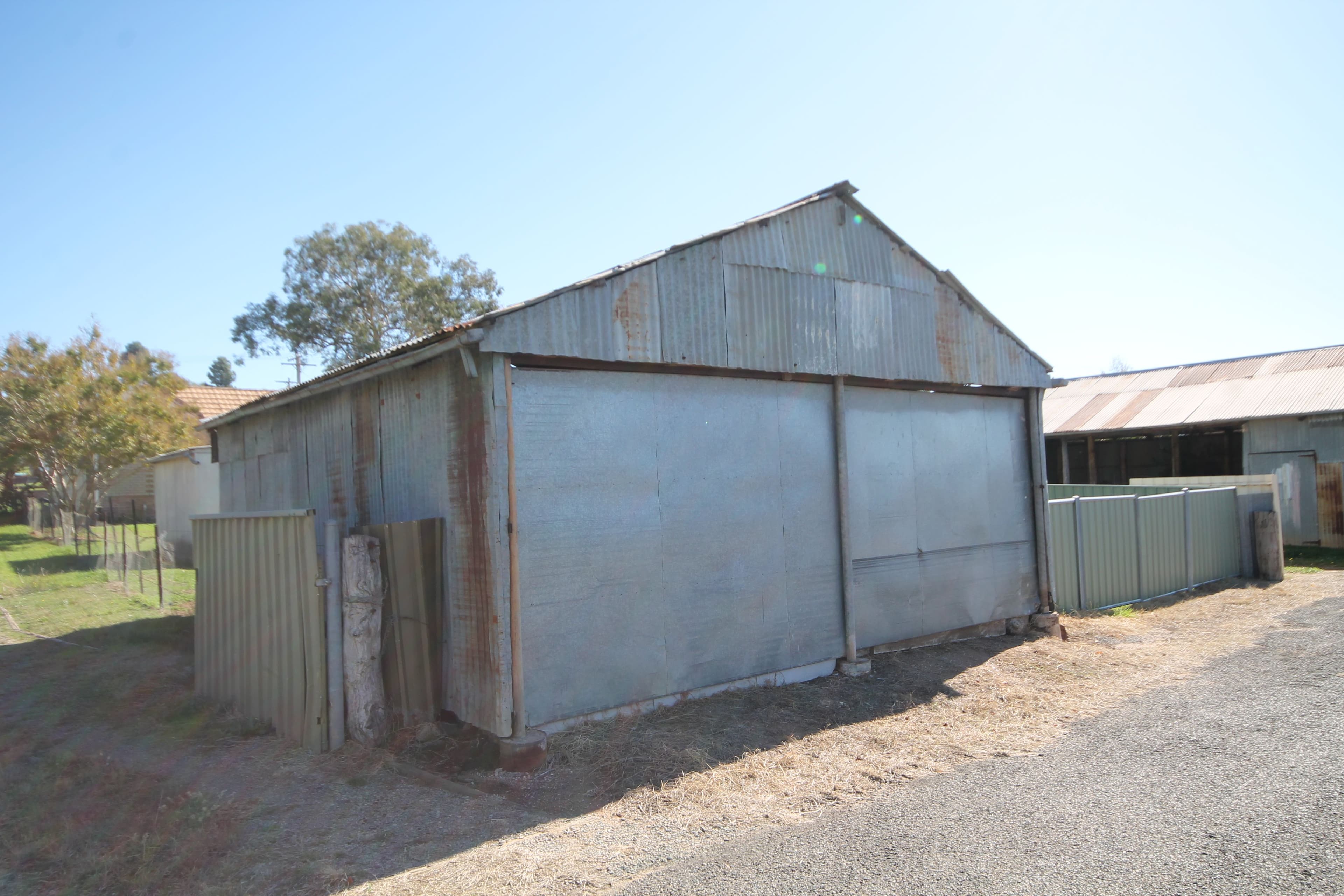 60 Yass Street, Young - Thumbnail 3