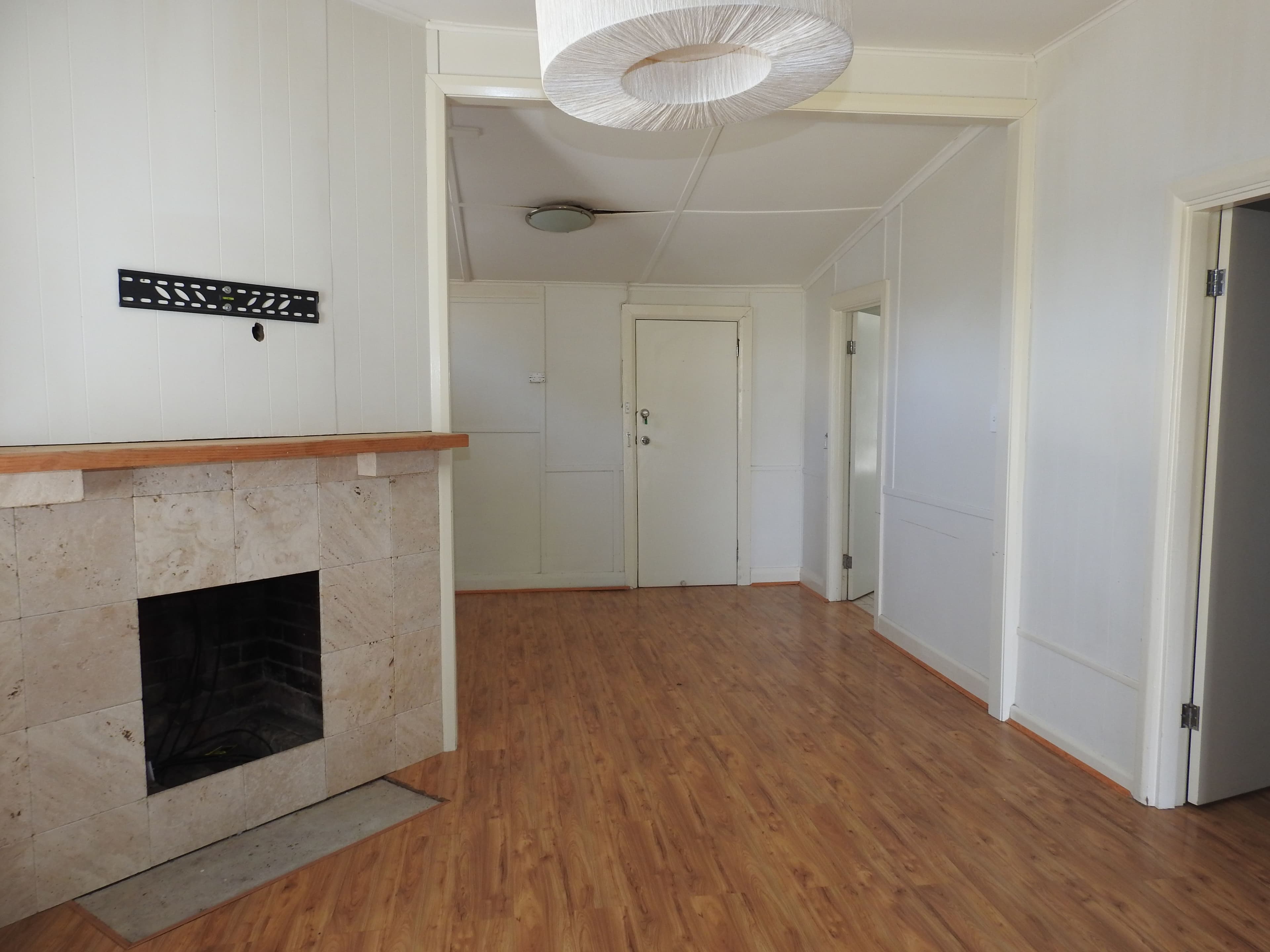 60 Yass Street, Young - Thumbnail 4