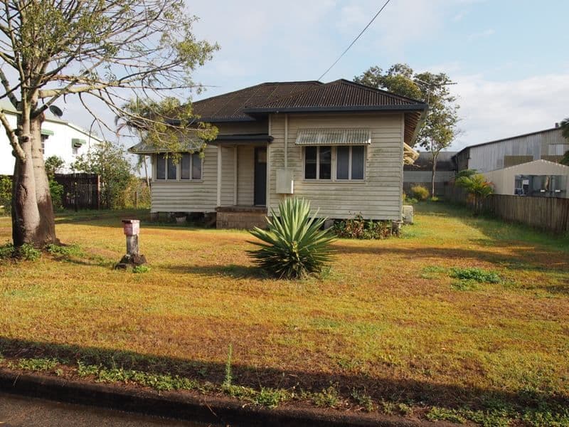 10 Telford Street, PROSERPINE QLD 4800, Proserpine - Thumbnail 2