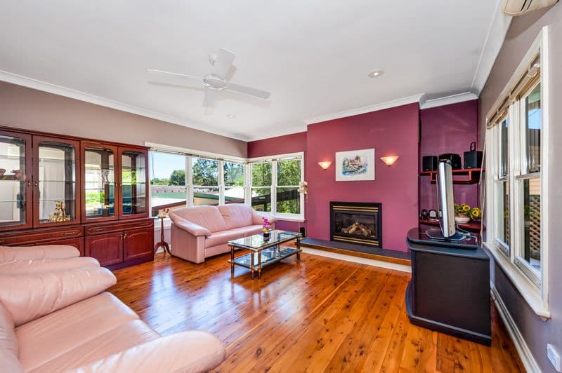 9 Lionel Avenue, NORTH RYDE NSW 2113, North Ryde - Thumbnail 2