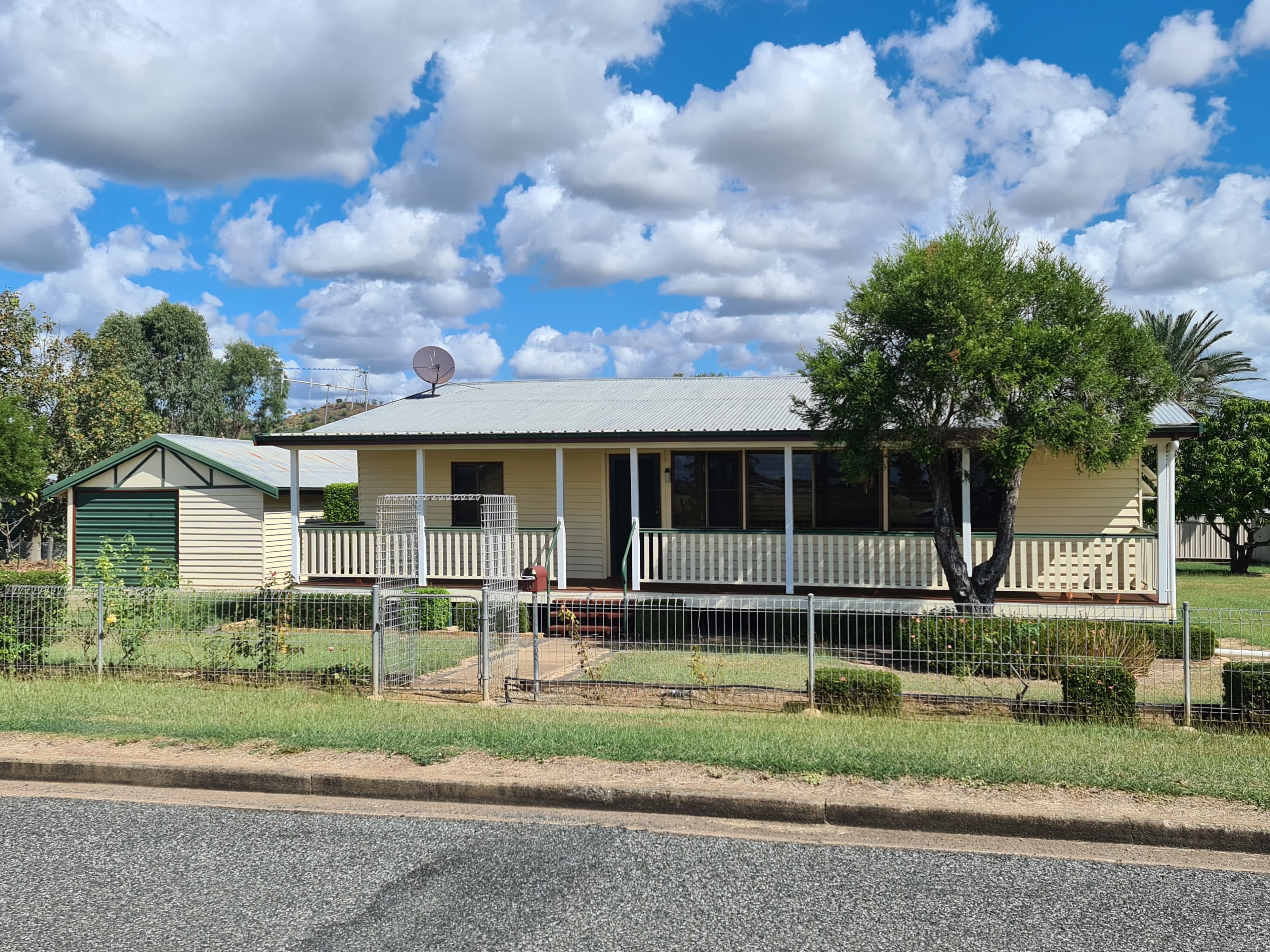 10 Adelong Street, Gayndah QLD 4625, Gayndah - Image 1