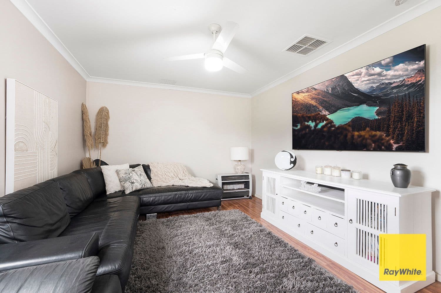 4 Bligh Place, Thornlie WA 6108, Thornlie - Image 1
